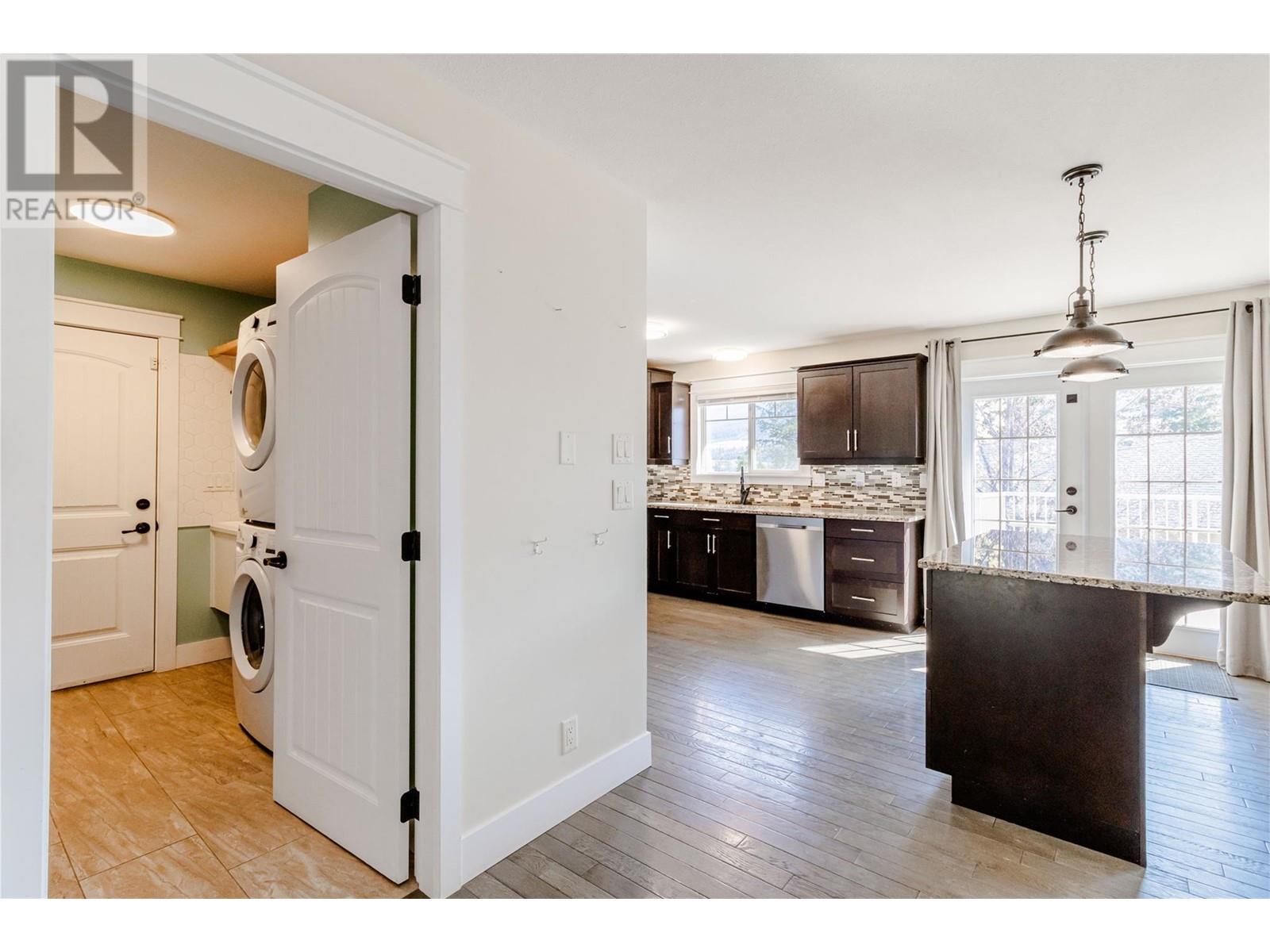 11885 MIDDLETON ROAD - Image 24