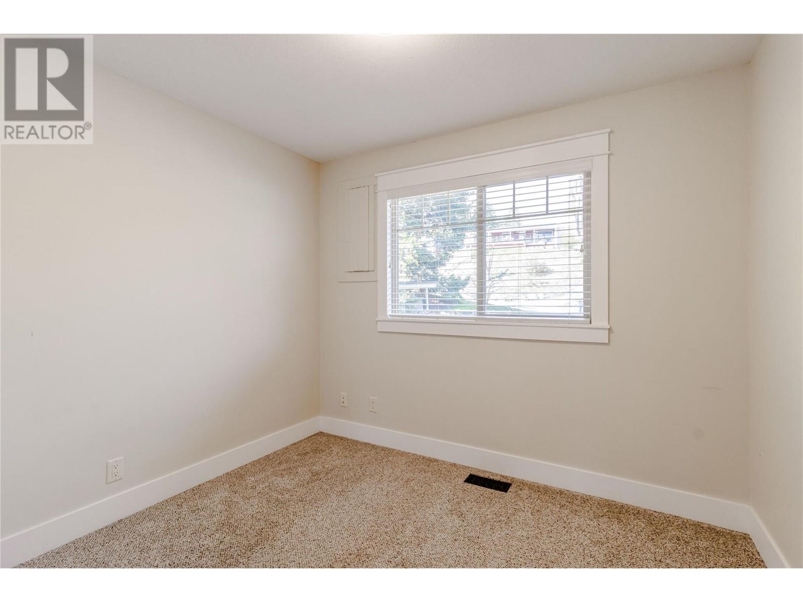 11885 MIDDLETON ROAD - Image 19