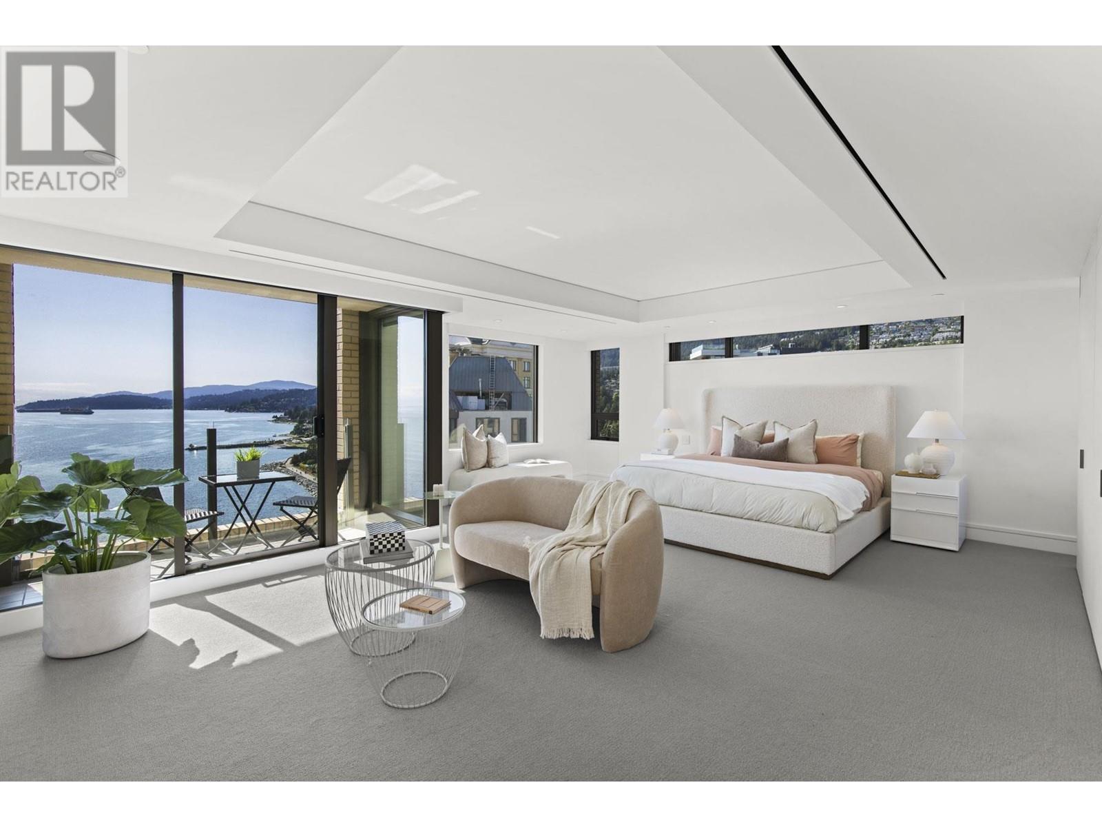 12 2250 BELLEVUE AVENUE, West Vancouver
