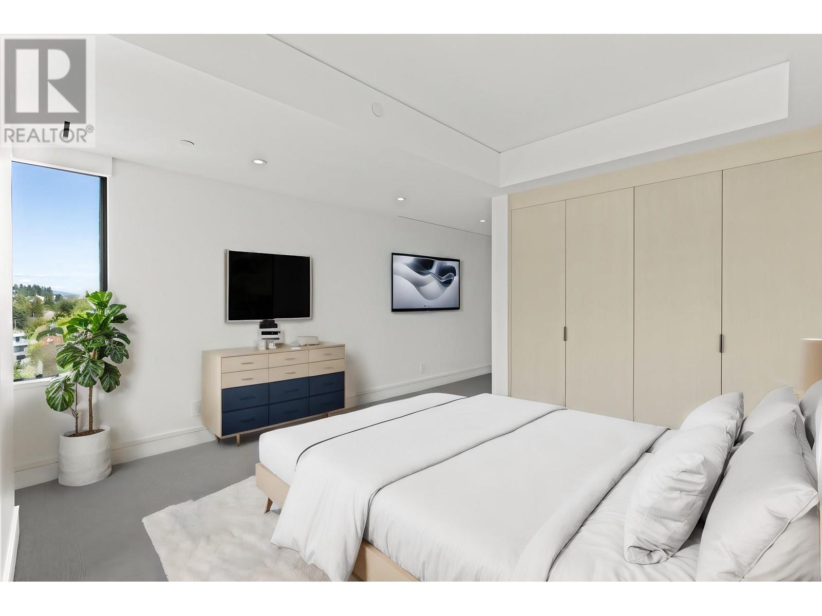 12 2250 BELLEVUE AVENUE, West Vancouver