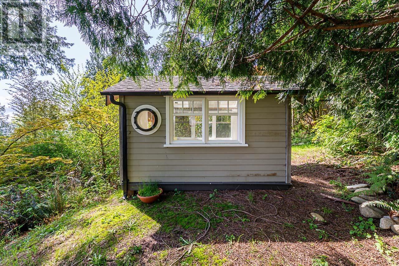 766 THE GROVE ROAD, Gambier Island