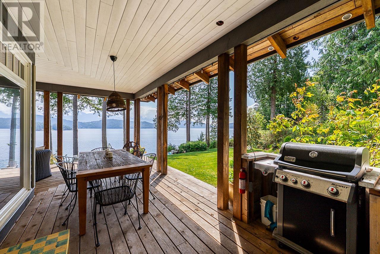 766 THE GROVE ROAD, Gambier Island