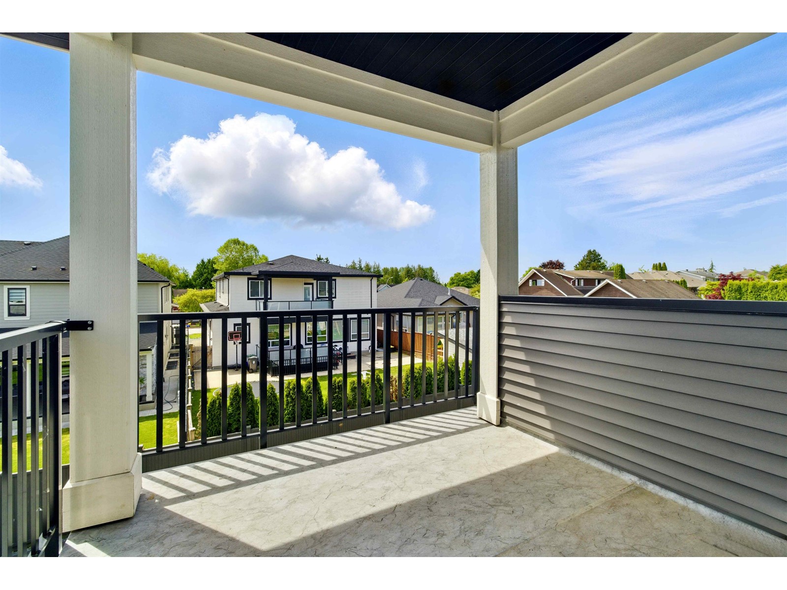 Photo 21 of 27038 25 A Avenue, Langley BC
