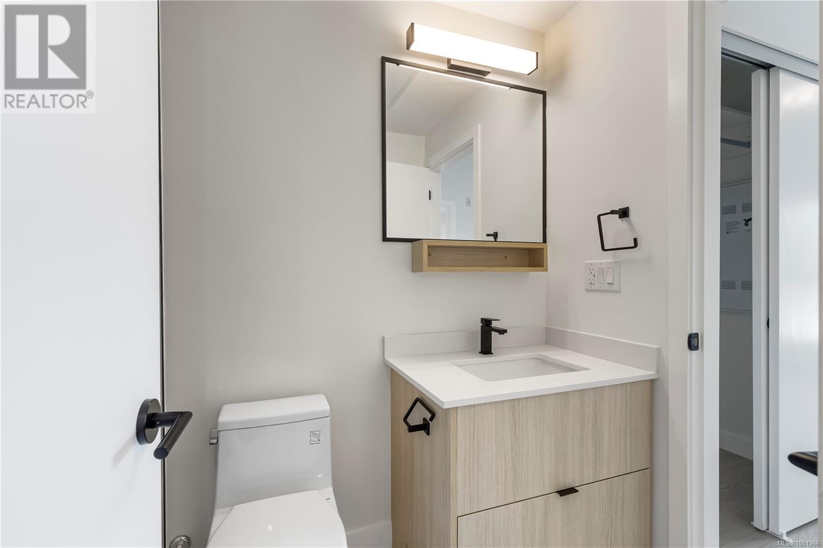 Photo 10 of 203 2629 Millstream Rd, Langford BC