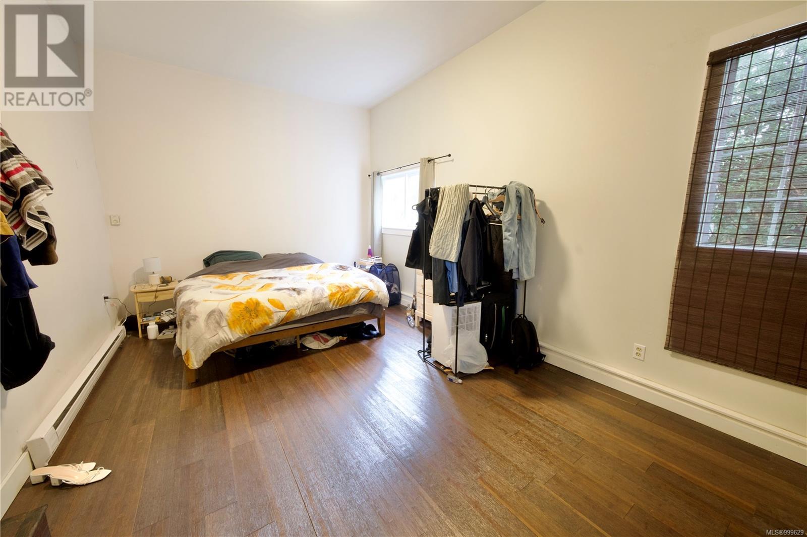 645 Shore Pine Cres, Tofino