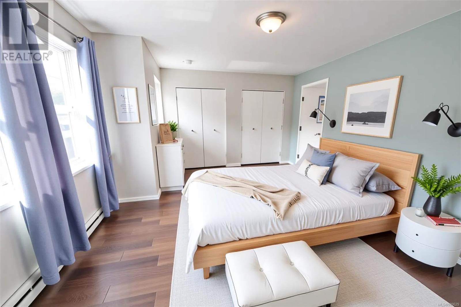 645 Shore Pine Cres, Tofino