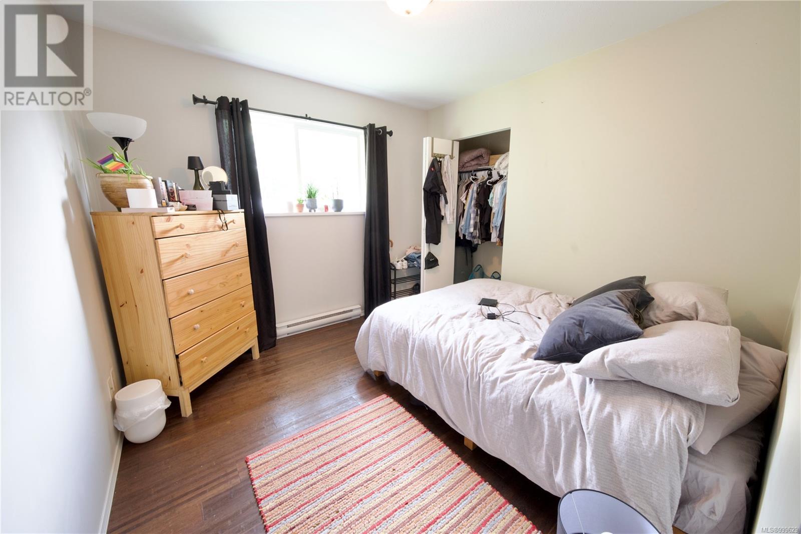 645 Shore Pine Cres, Tofino
