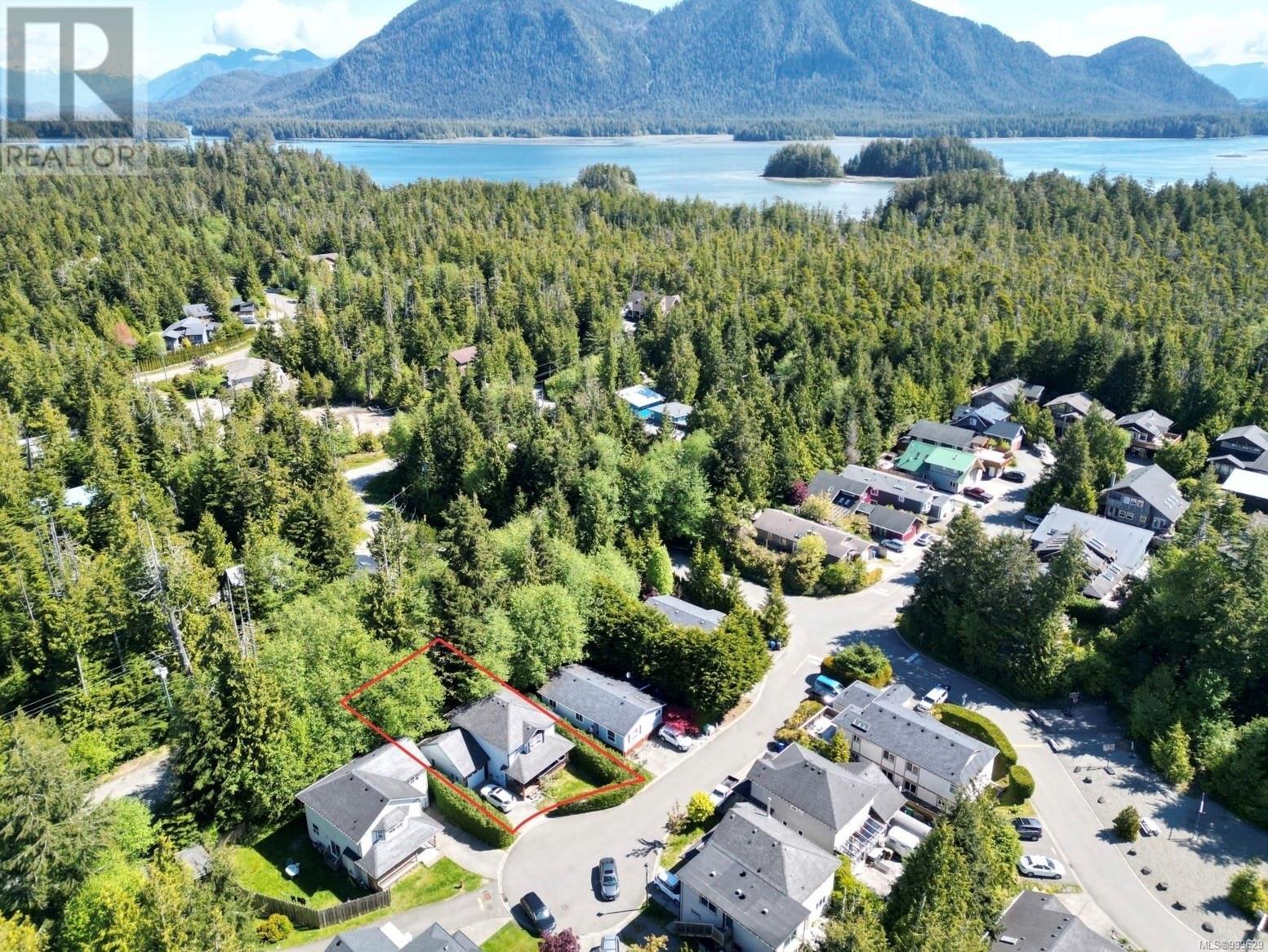 645 Shore Pine Cres, Tofino
