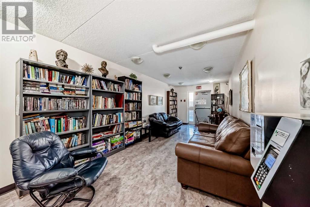 Single Family House for Sale in   Dalton Drive NW Dalhousie Calgary 