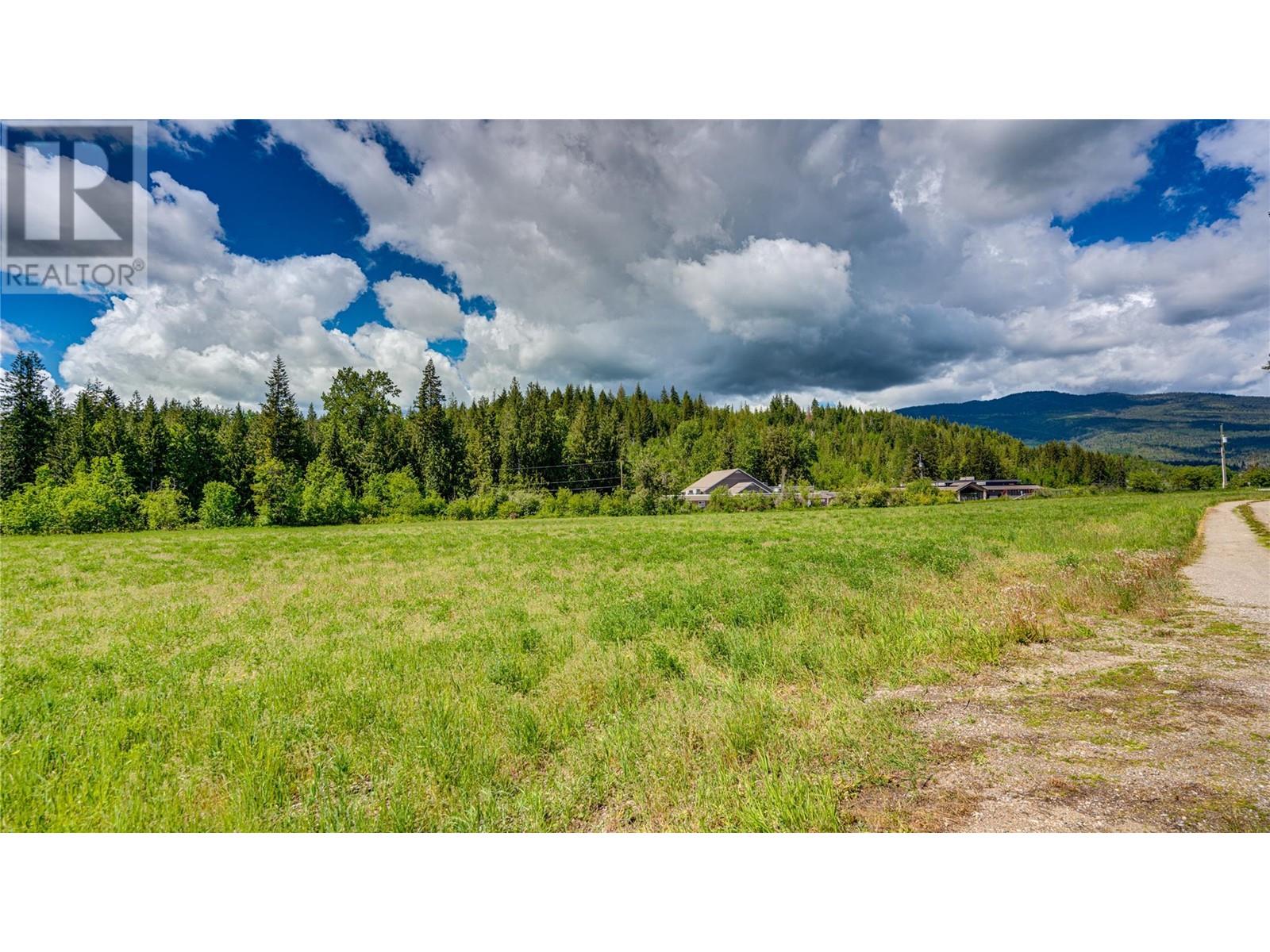 Photo 18 of 11 Gardom Lake Road, Enderby BC