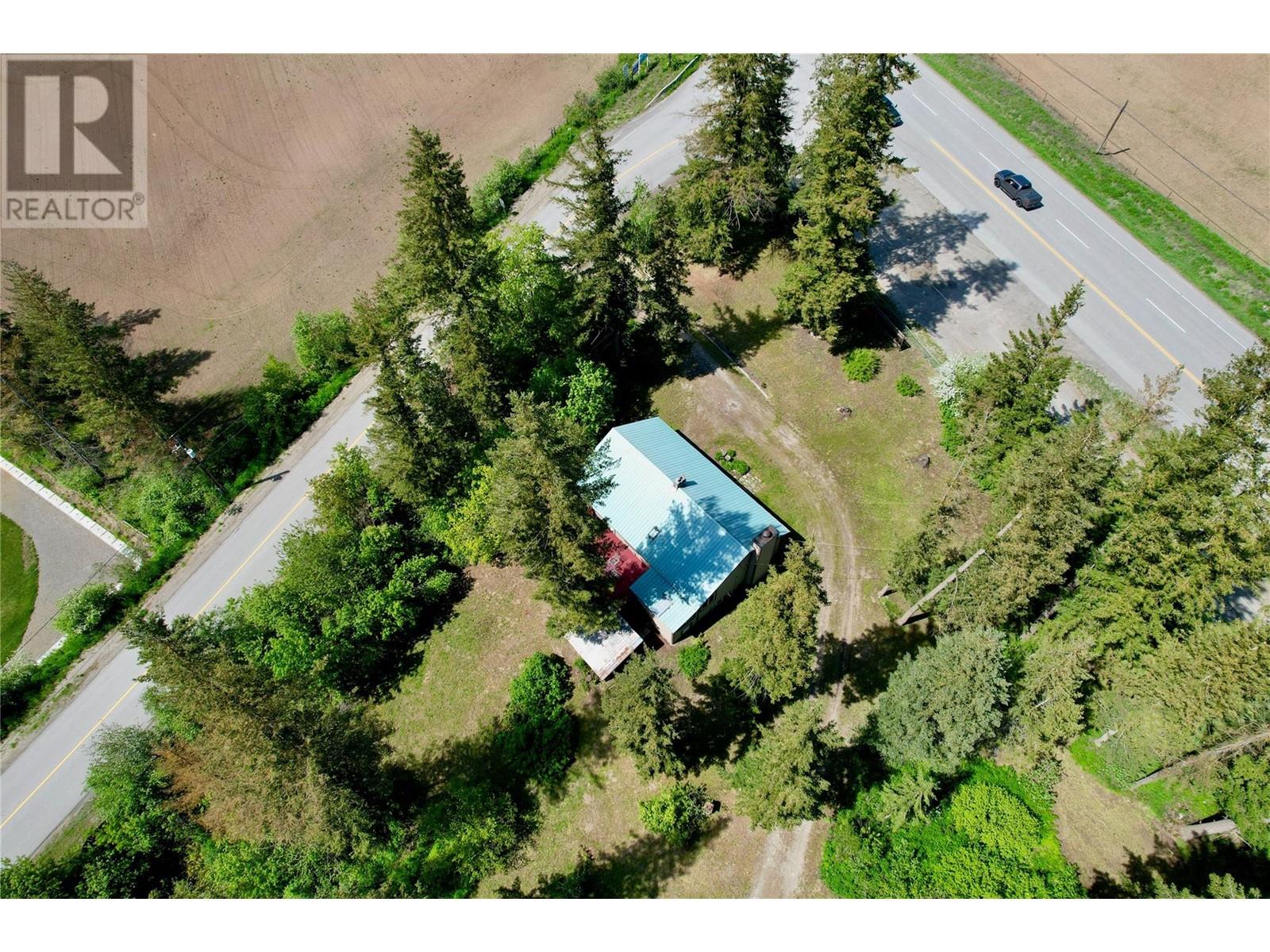 Photo 9 of 11 Gardom Lake Road, Enderby BC