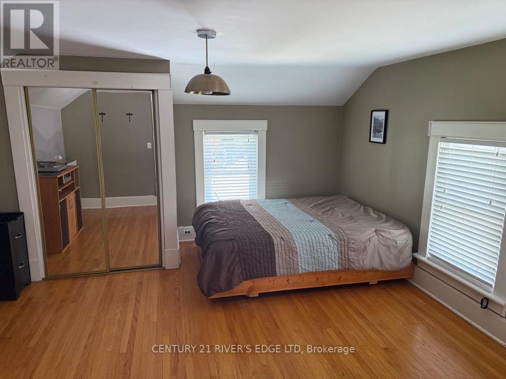 Photo 4 of 64 Abbott Street, Brockville ON