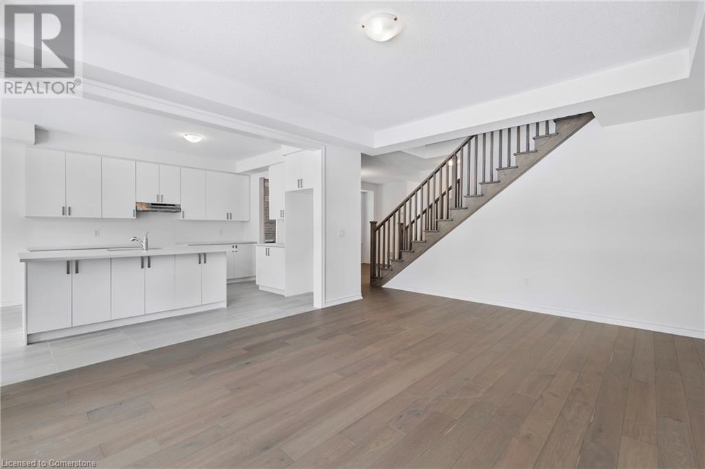 Photo 20 of 8 Daisy Street, Midhurst ON