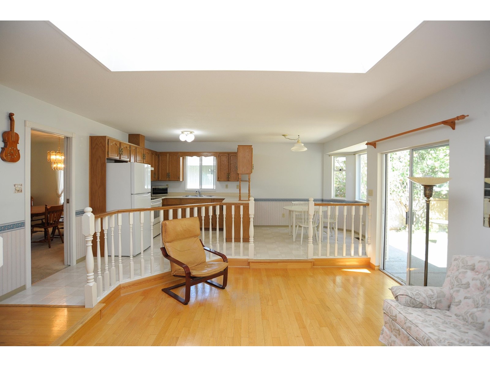 13094 SUMMERHILL CRESCENT, Surrey real estate listing R3008554