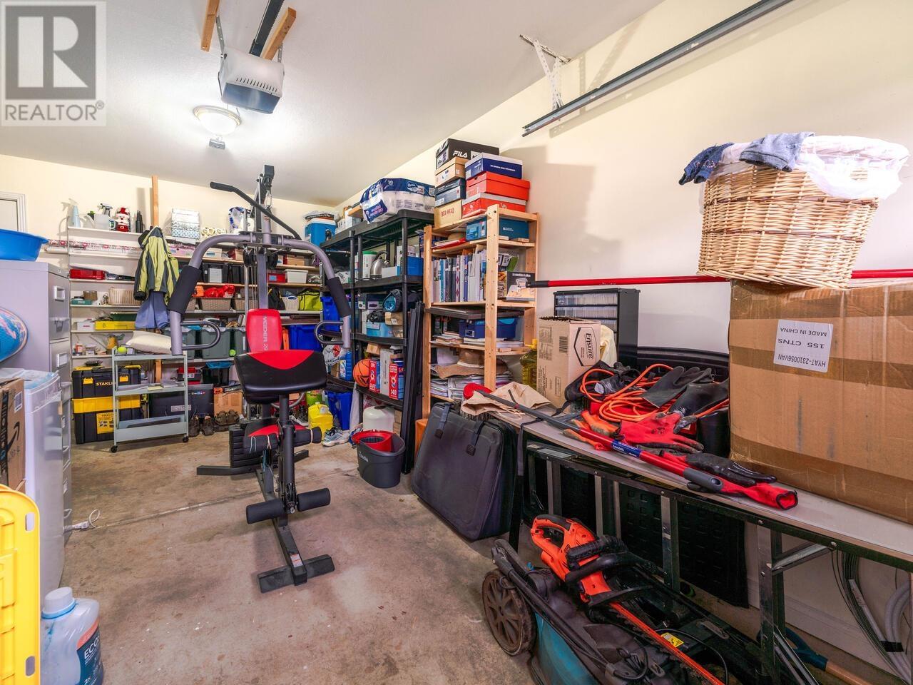 Photo 14 of 7580 12 Th Avenue, Burnaby BC