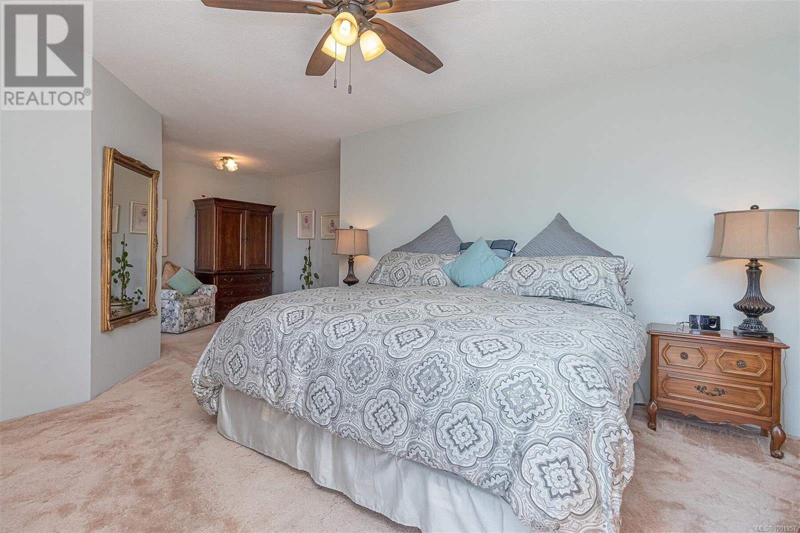 Photo 14 of 6627 Lakes Rd, Duncan BC