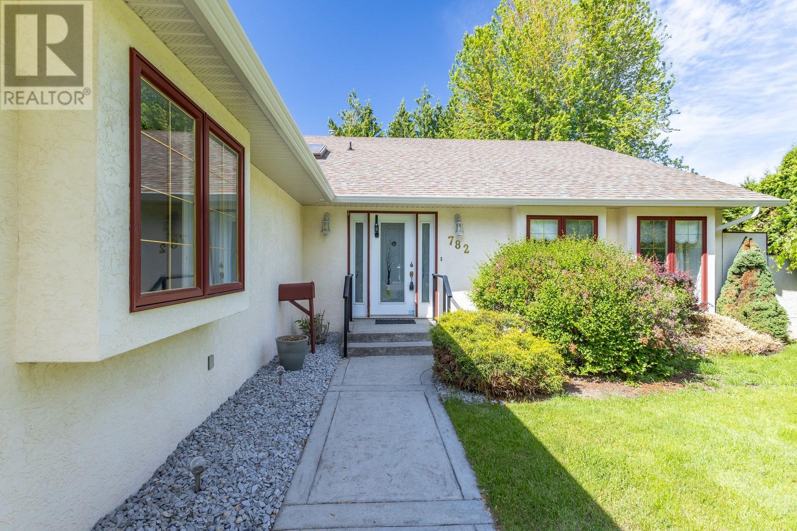  782 Varney Court, Kelowna