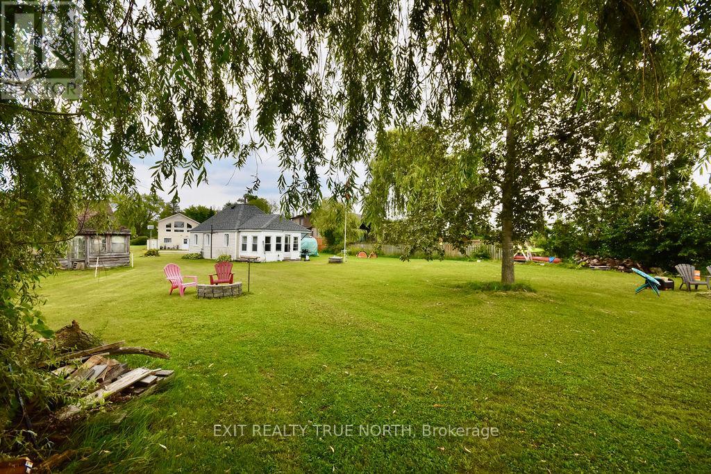 Photo 7 of 5632 Penetanguishene Road, Springwater ON