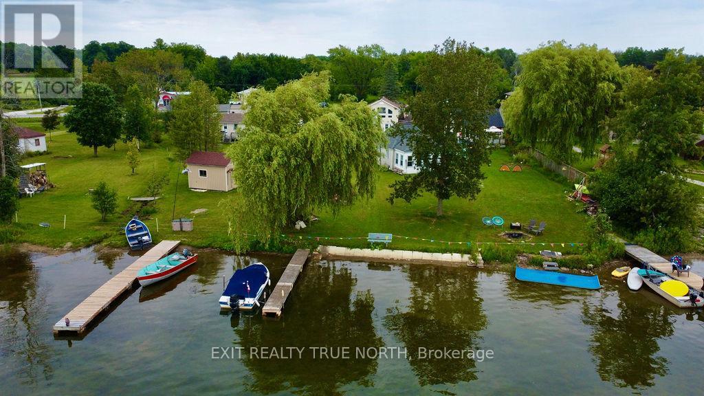 Photo 11 of 5632 Penetanguishene Road, Springwater ON