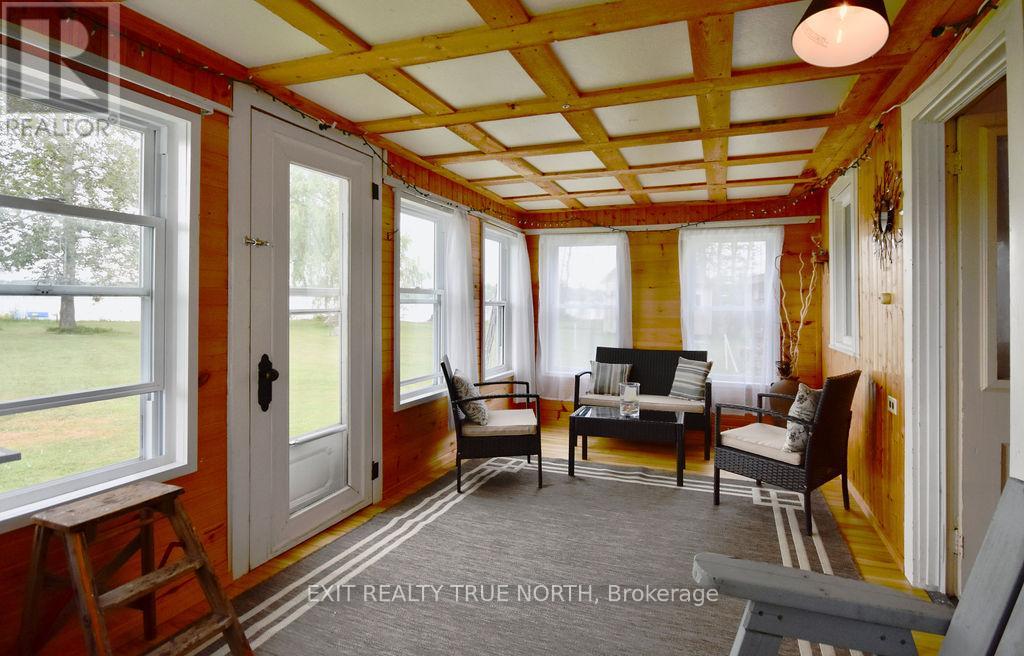 Photo 28 of 5632 Penetanguishene Road, Springwater ON