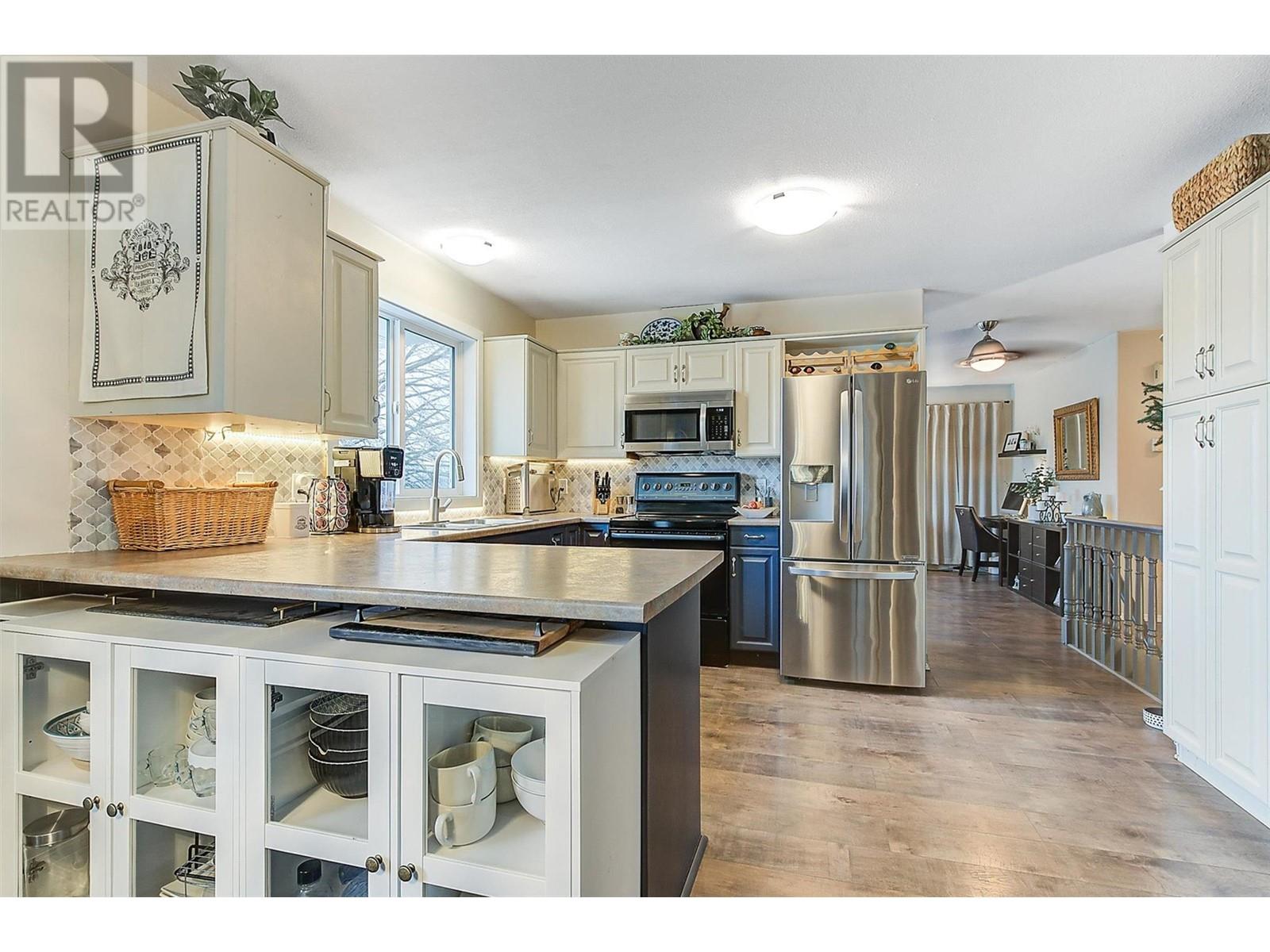  2209 Stillingfleet Court, Kelowna