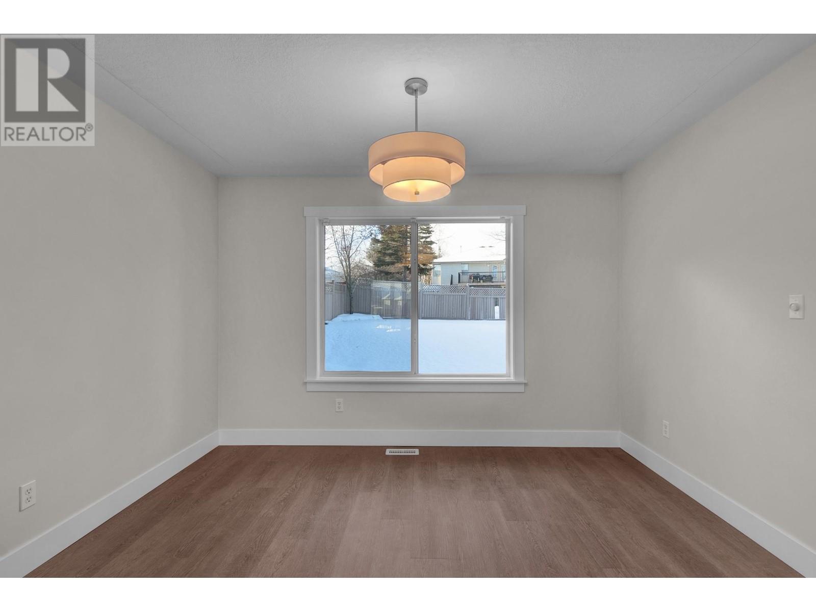 Photo 15 of 6807 Westmount Drive, Prince George BC