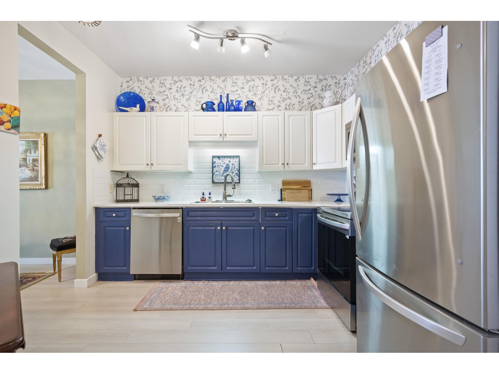 Photo 11 of 408 3176 Gladwin Road, Abbotsford BC