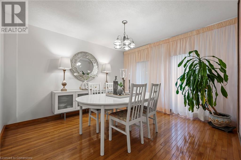 Photo 8 of 444 Burnett Avenue, Cambridge ON