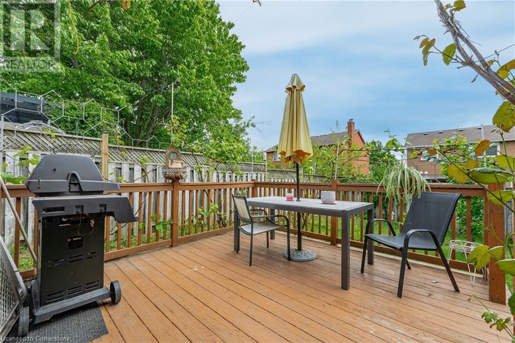 Photo 36 of 444 Burnett Avenue, Cambridge ON