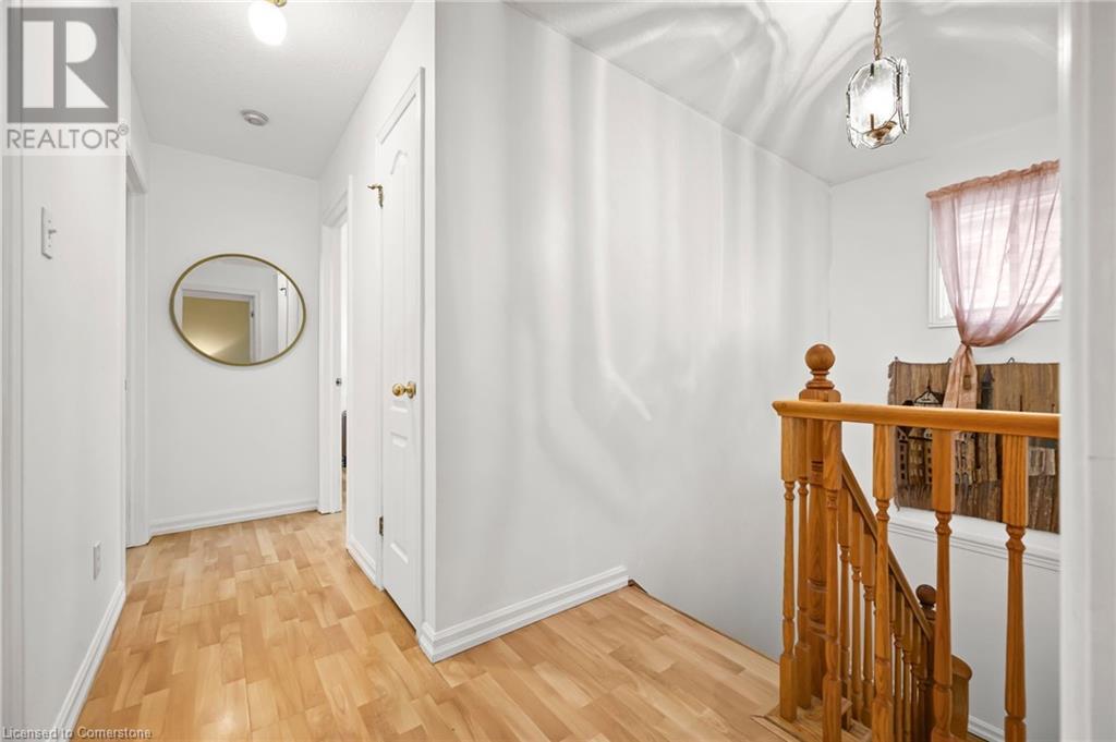 Photo 13 of 444 Burnett Avenue, Cambridge ON
