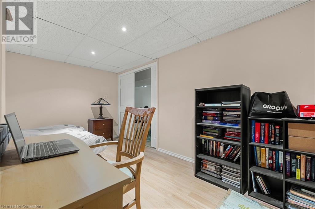 Photo 12 of 444 Burnett Avenue, Cambridge ON