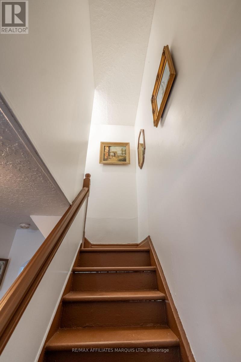Photo 12 of 117 St Felix Street, Cornwall ON