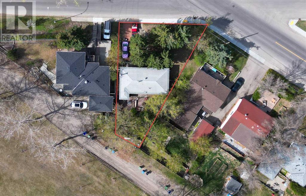 Single Family House Bungalow for Sale in   Avenue NW Montgomery Calgary 
