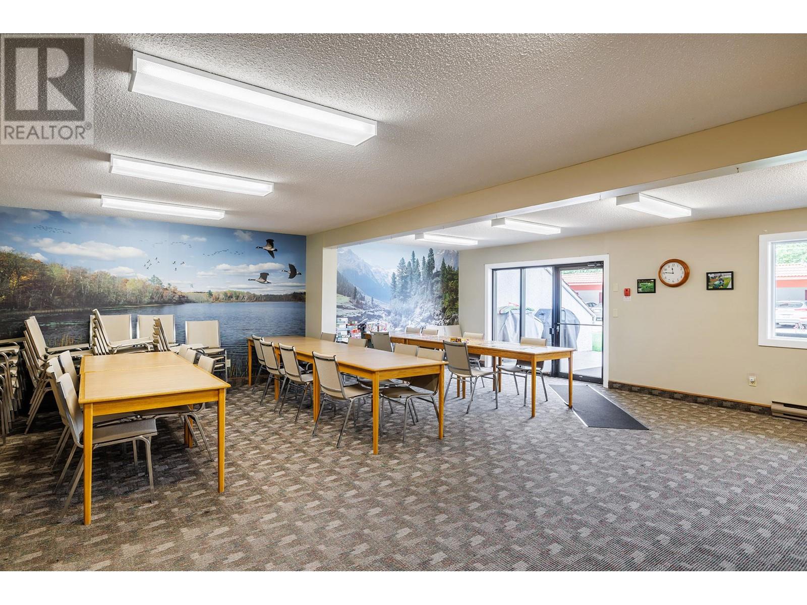 206 2085 Gordon Drive, Kelowna