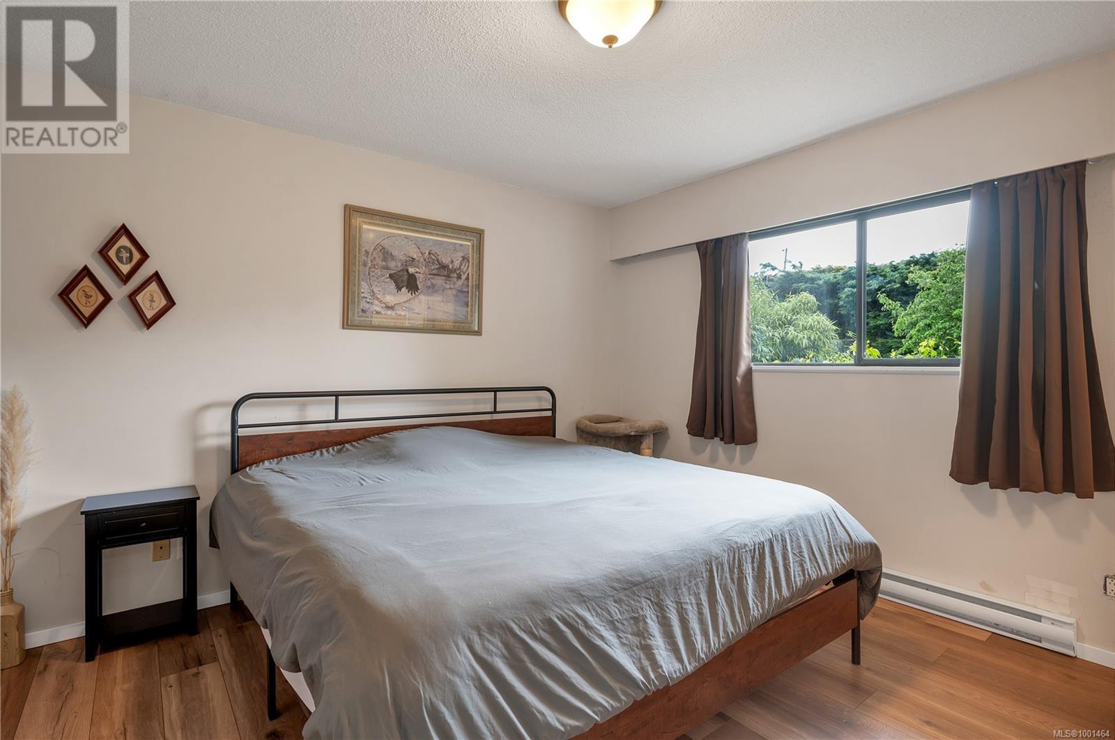 Photo 19 of 90 Thulin St, Campbell River BC