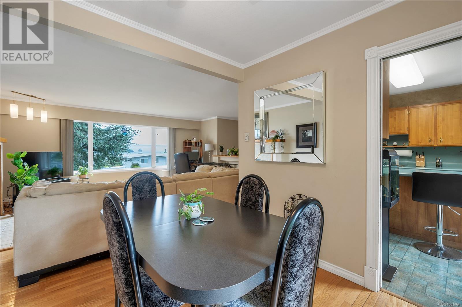 Photo 13 of 90 Thulin St, Campbell River BC