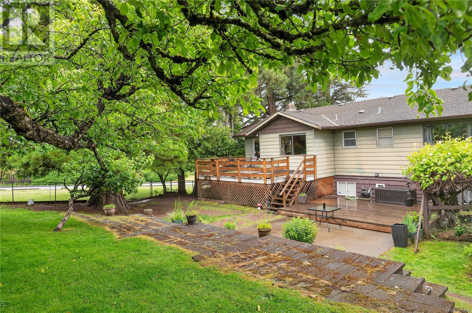 Photo 44 of 90 Thulin St, Campbell River BC