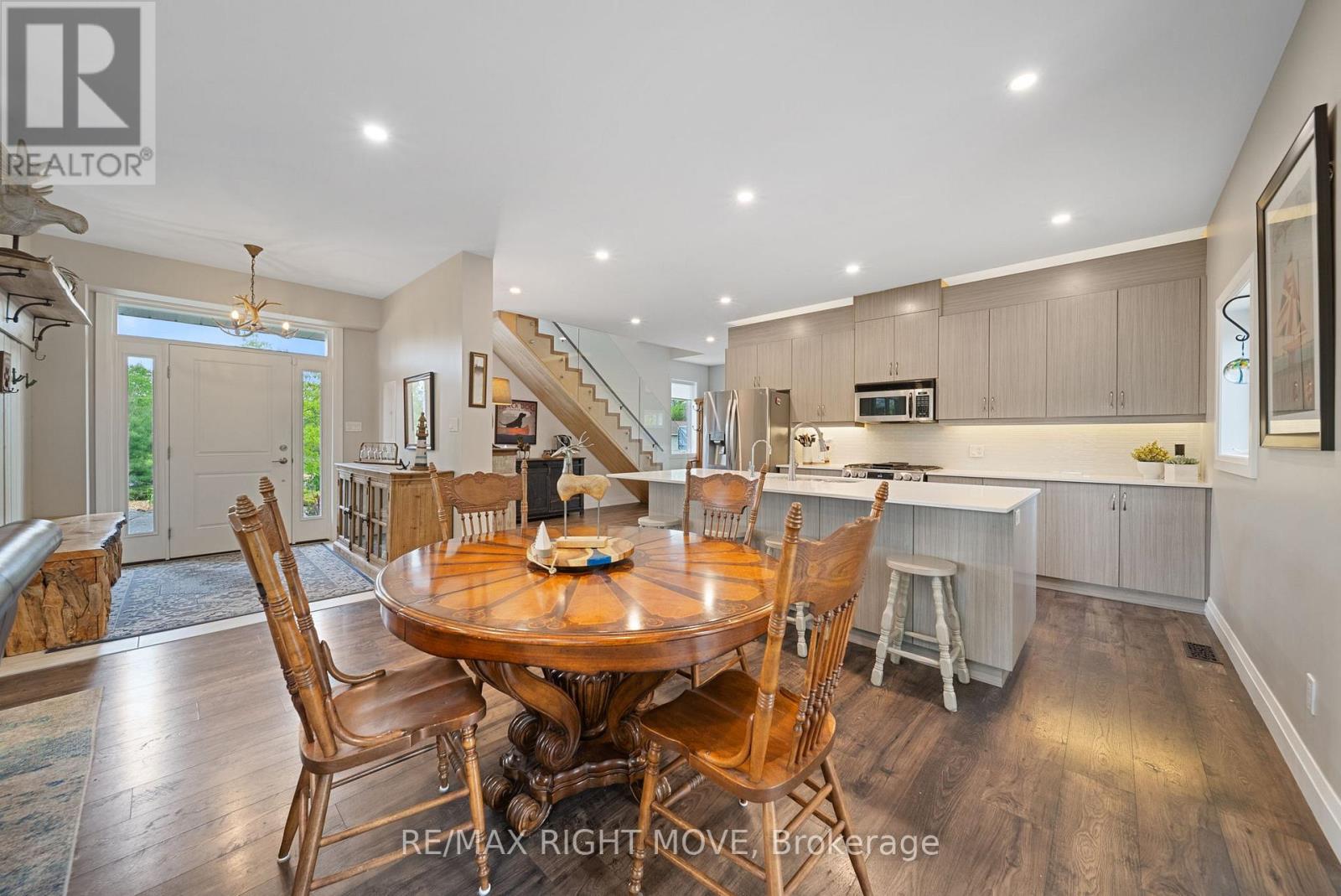 Photo 22 of 1432 Honey Harbour Road, Georgian Bay ON