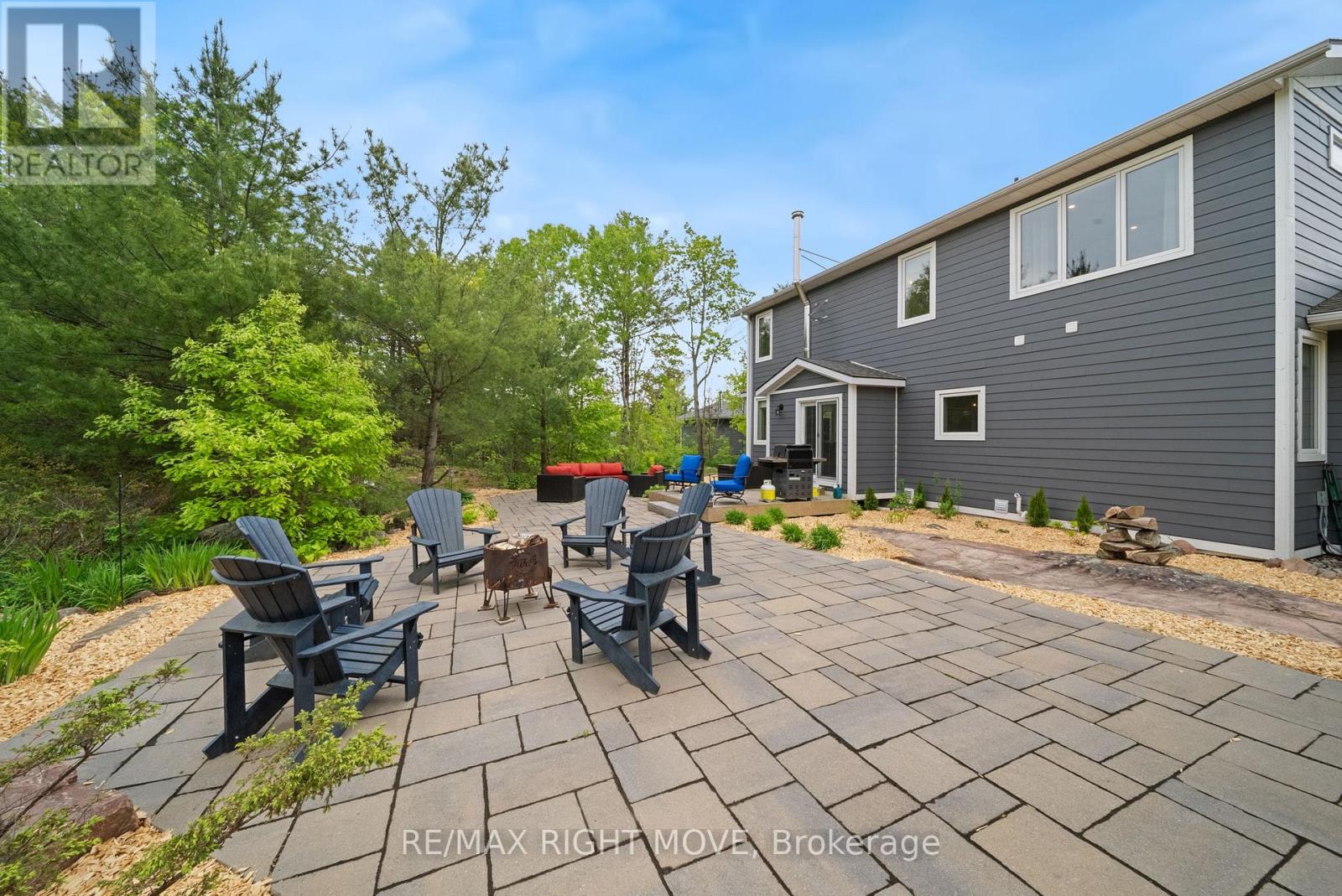 Photo 6 of 1432 Honey Harbour Road, Georgian Bay ON