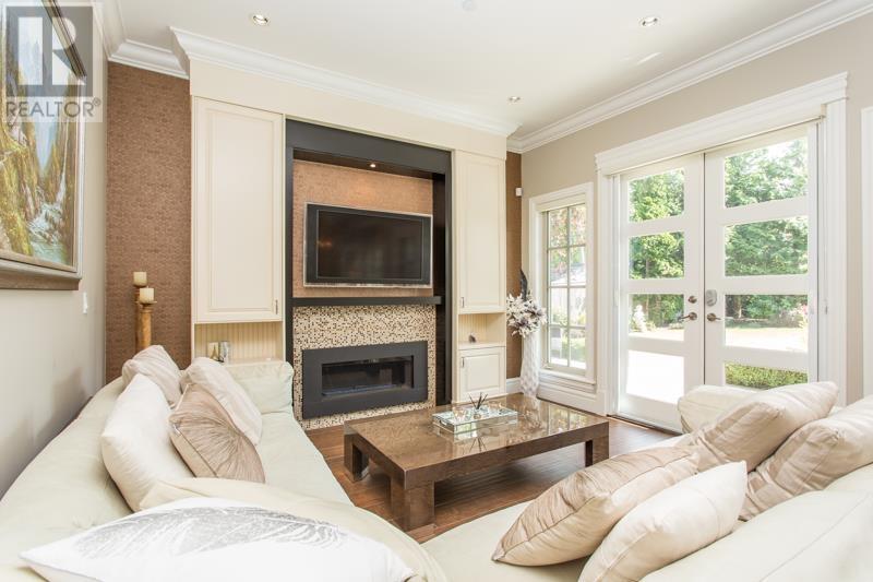 4416 W 11TH AVENUE, Vancouver
