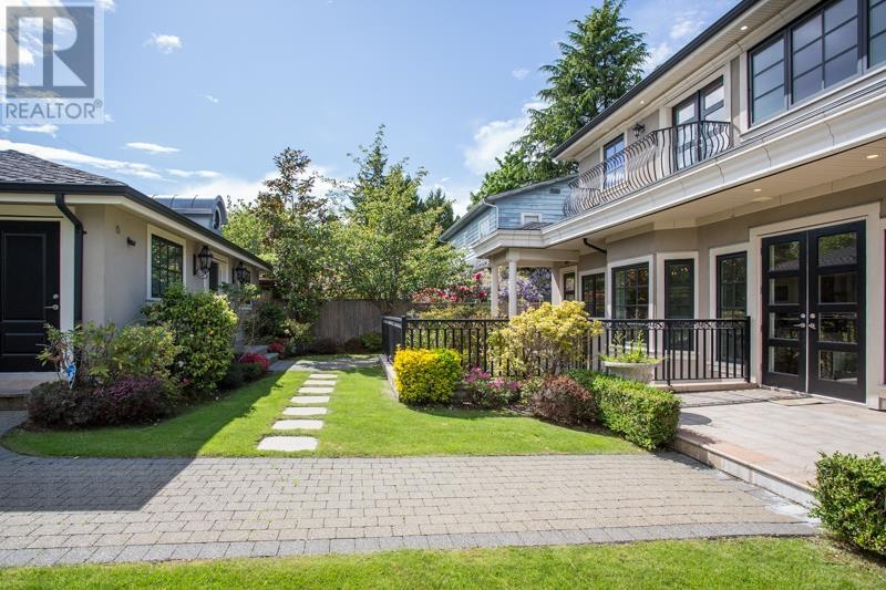 4416 W 11TH AVENUE, Vancouver