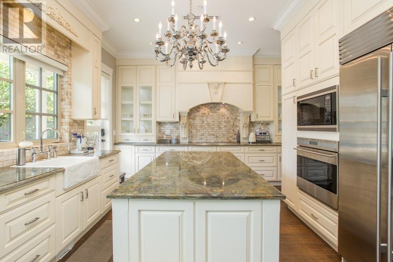 4416 W 11TH AVENUE, Vancouver