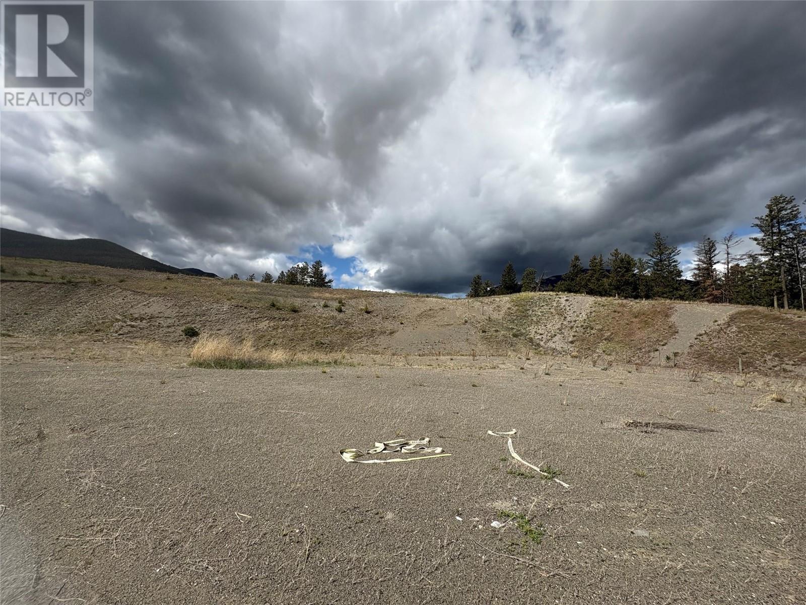 Photo 16 of 1120 Cariboo Highway, Clinton BC