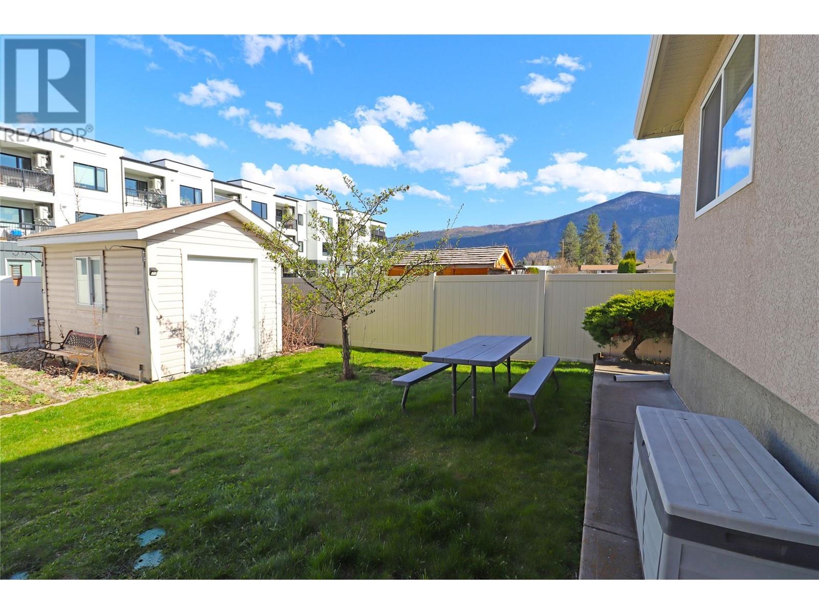 2160 BRYCEN Place - 16