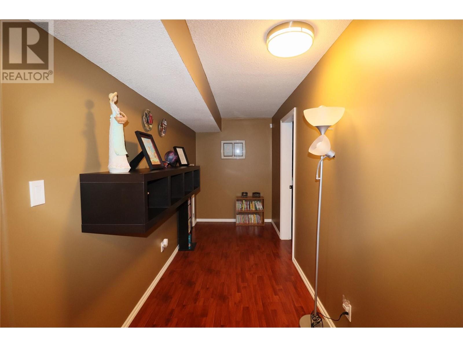 2160 BRYCEN Place, Grand Forks