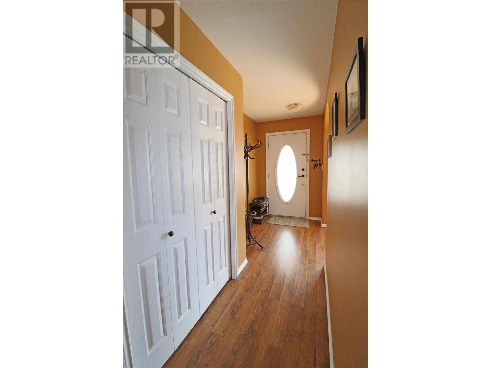 2160 BRYCEN Place, Grand Forks