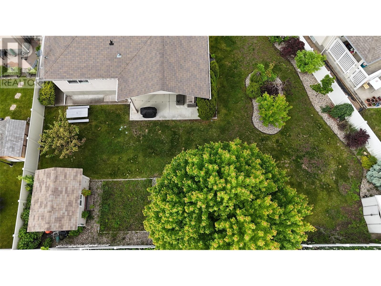 2160 BRYCEN Place, Grand Forks