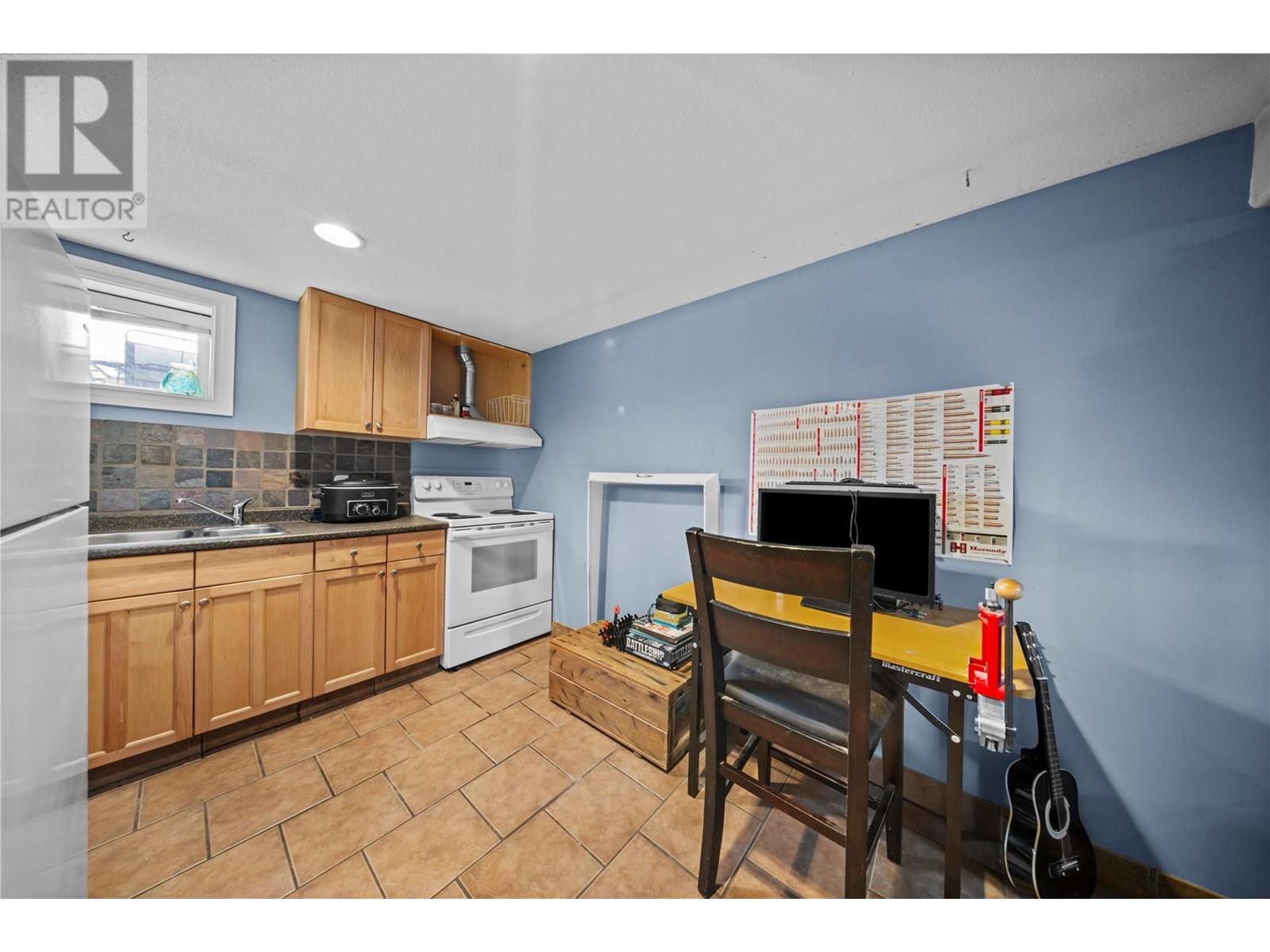 Photo 9 of 551 Linden Avenue, Kamloops BC