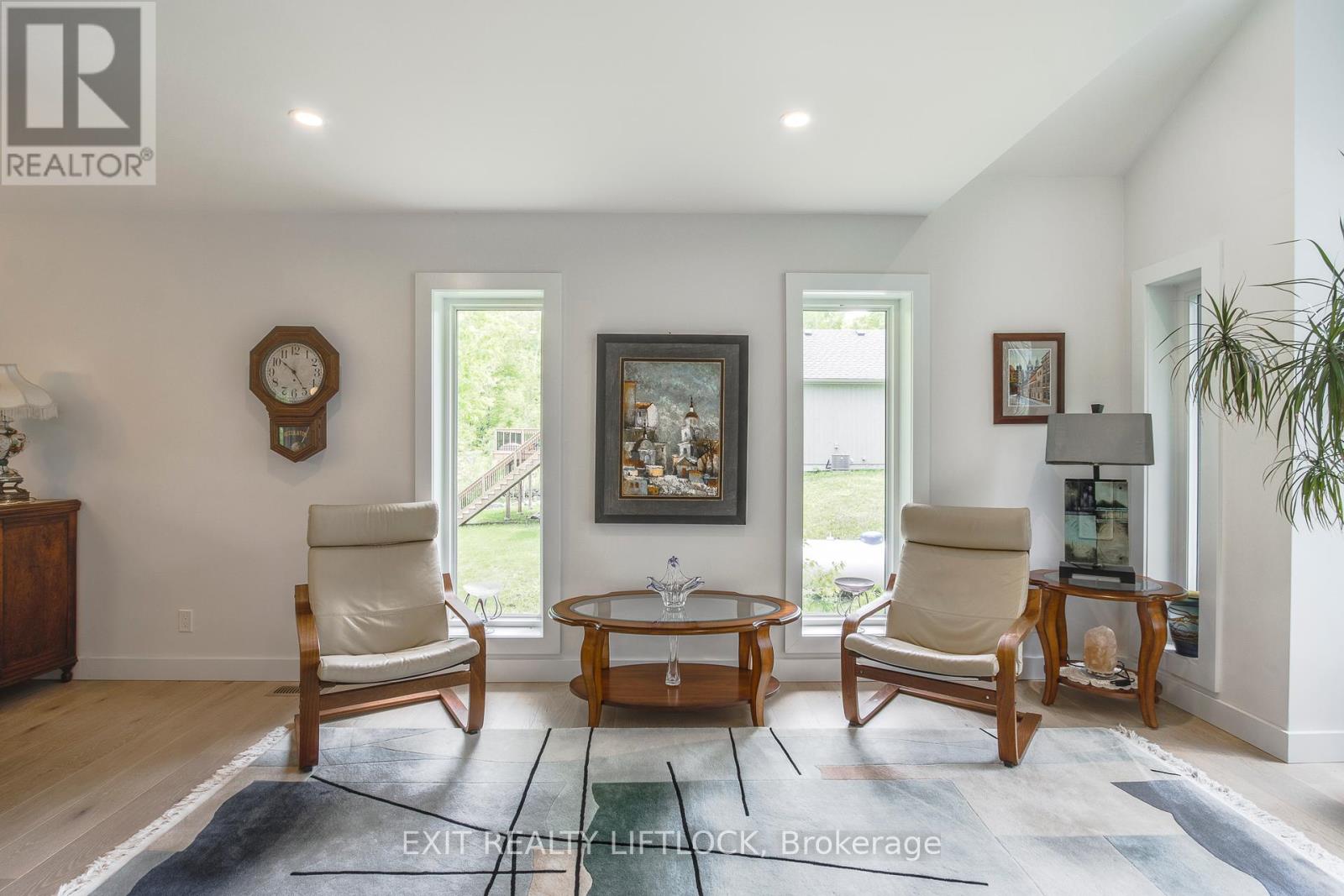 Photo 13 of 77 Polish Avenue, Penetanguishene ON
