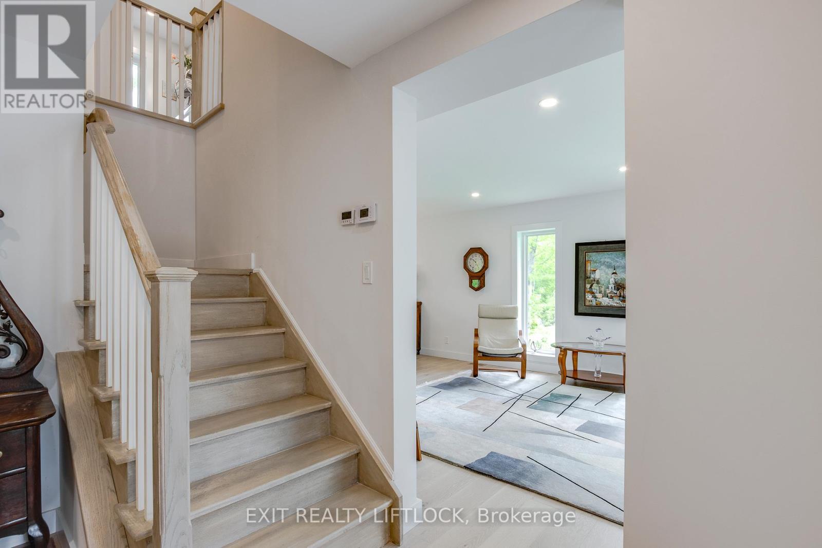 Photo 32 of 77 Polish Avenue, Penetanguishene ON